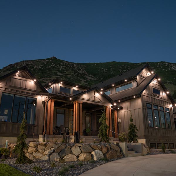 Exterior accent lighting in Knoxville by Smoky Mountain Lighting